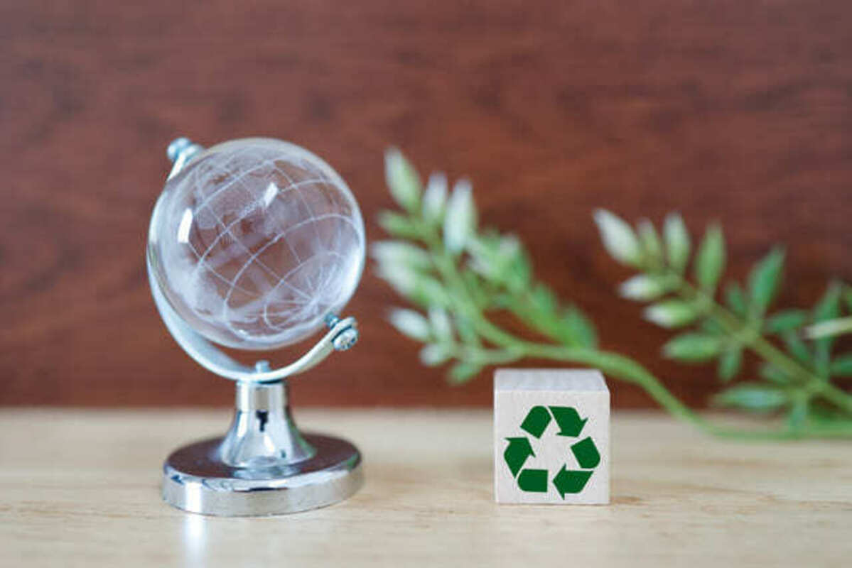 エコマークと地球儀