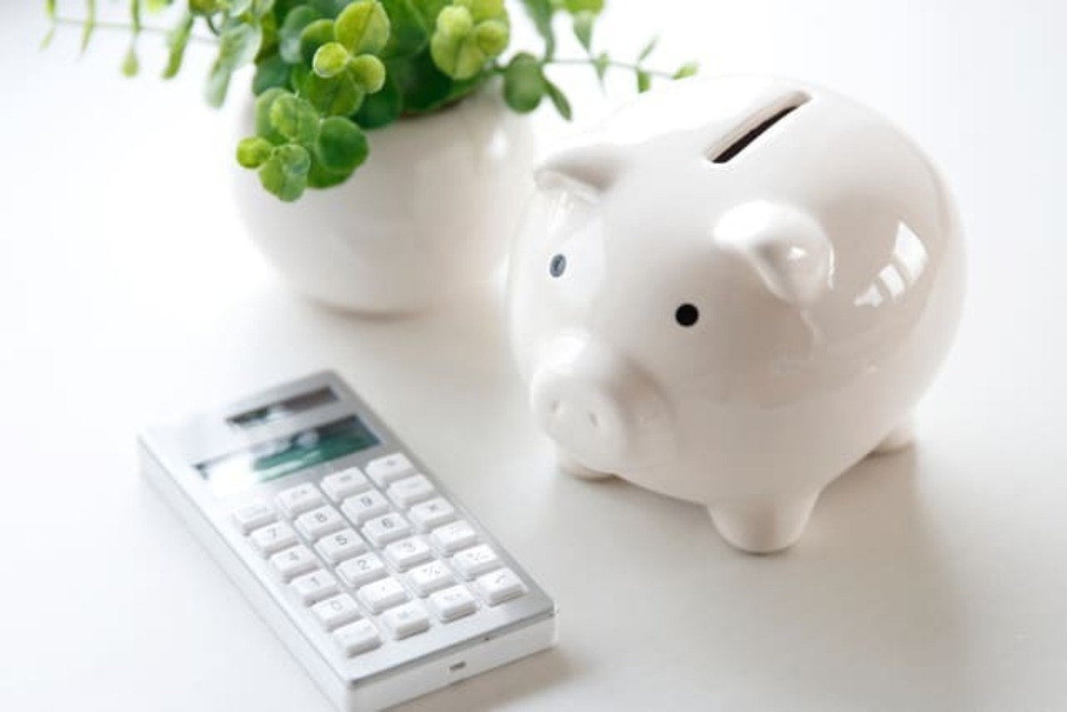 計算機と貯金箱