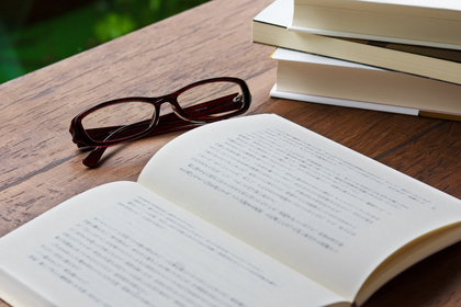 何度も読み返したあの物語を、文具でもう一度楽しむ。日本文学をイメージした文具をご紹介