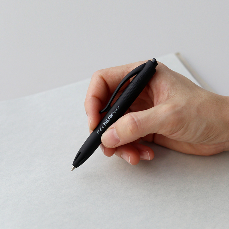 システム手帳のお供に。「MILAN」のミニサイズボールペン
