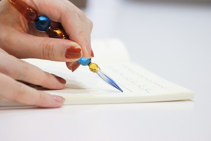 Suuuh編集部、実践！念願の《ガラスペン》デビューしてみた