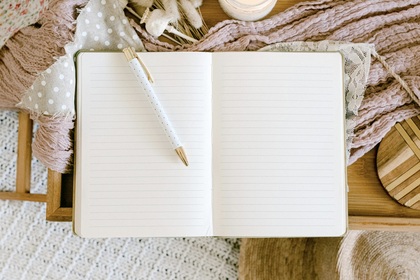 手作り育児日記で子どもの成長を記録しよう!楽しみながら続けられる書き方をご紹介