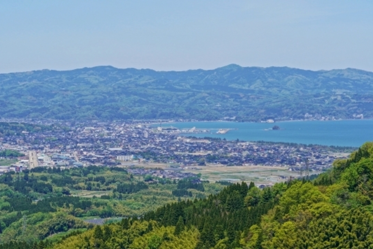 富山県のアオリイカのポイント8選!エギングを楽しもう