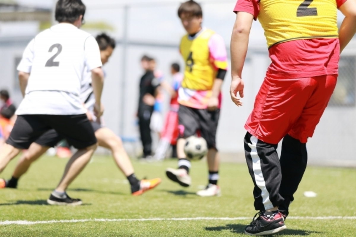 フットサルのルールの基本!サッカーとの違いを理解しよう【初心者ガイド】