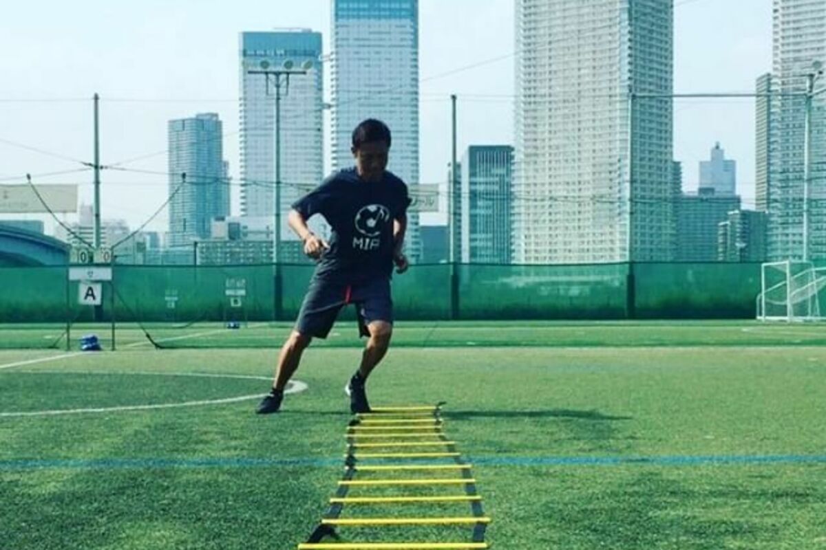ラダーを使ったトレーニングでサッカー上手くなるメニュー8選!