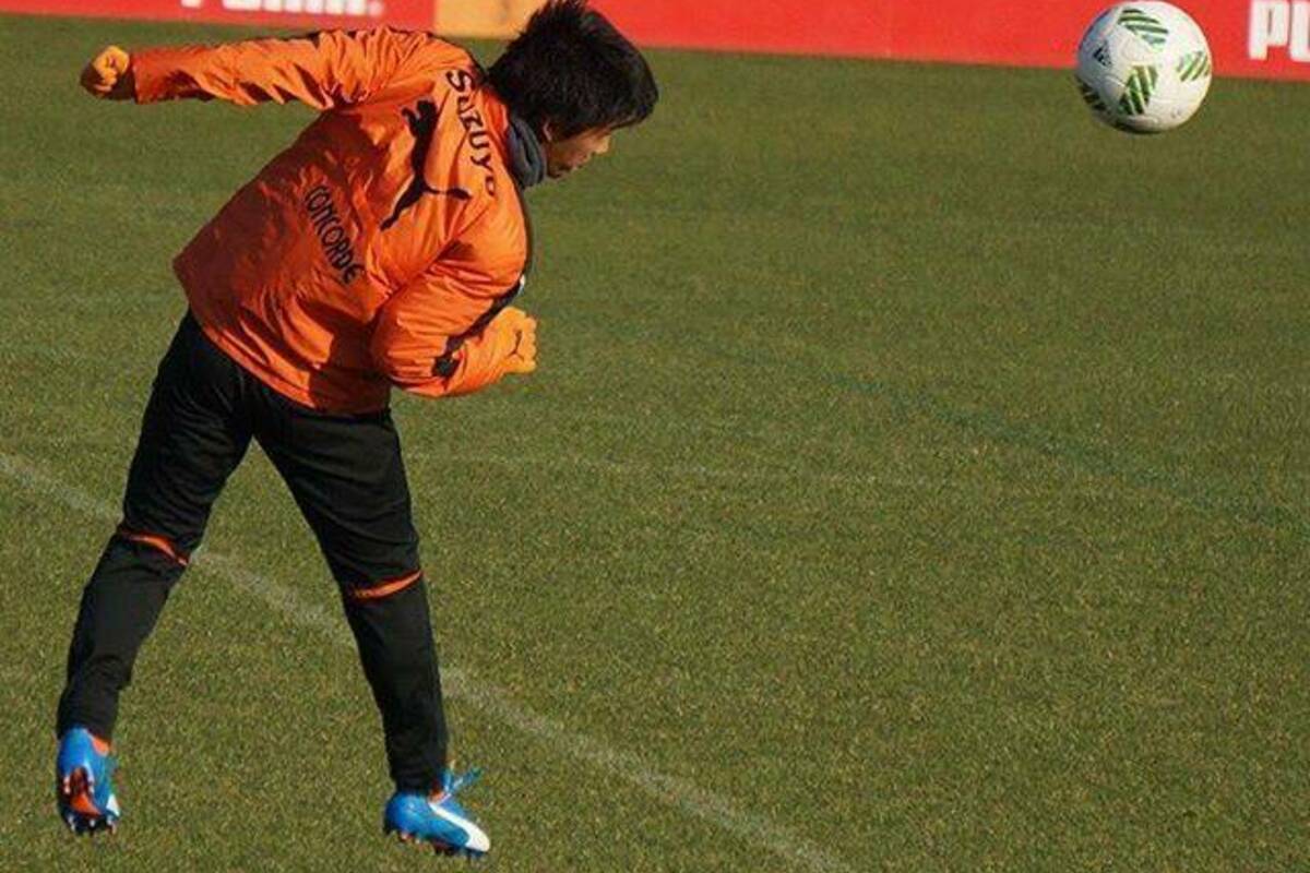 ヘディングのコツと練習方法!気になるポイントは?【サッカーガイド】