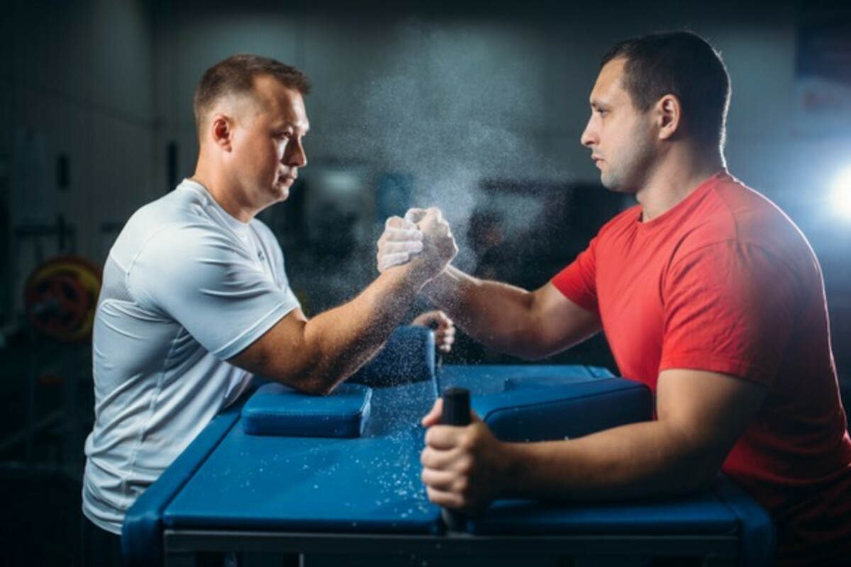 腕相撲の筋トレ方法とは?強くなるためにはどの筋肉を鍛えると効果的?