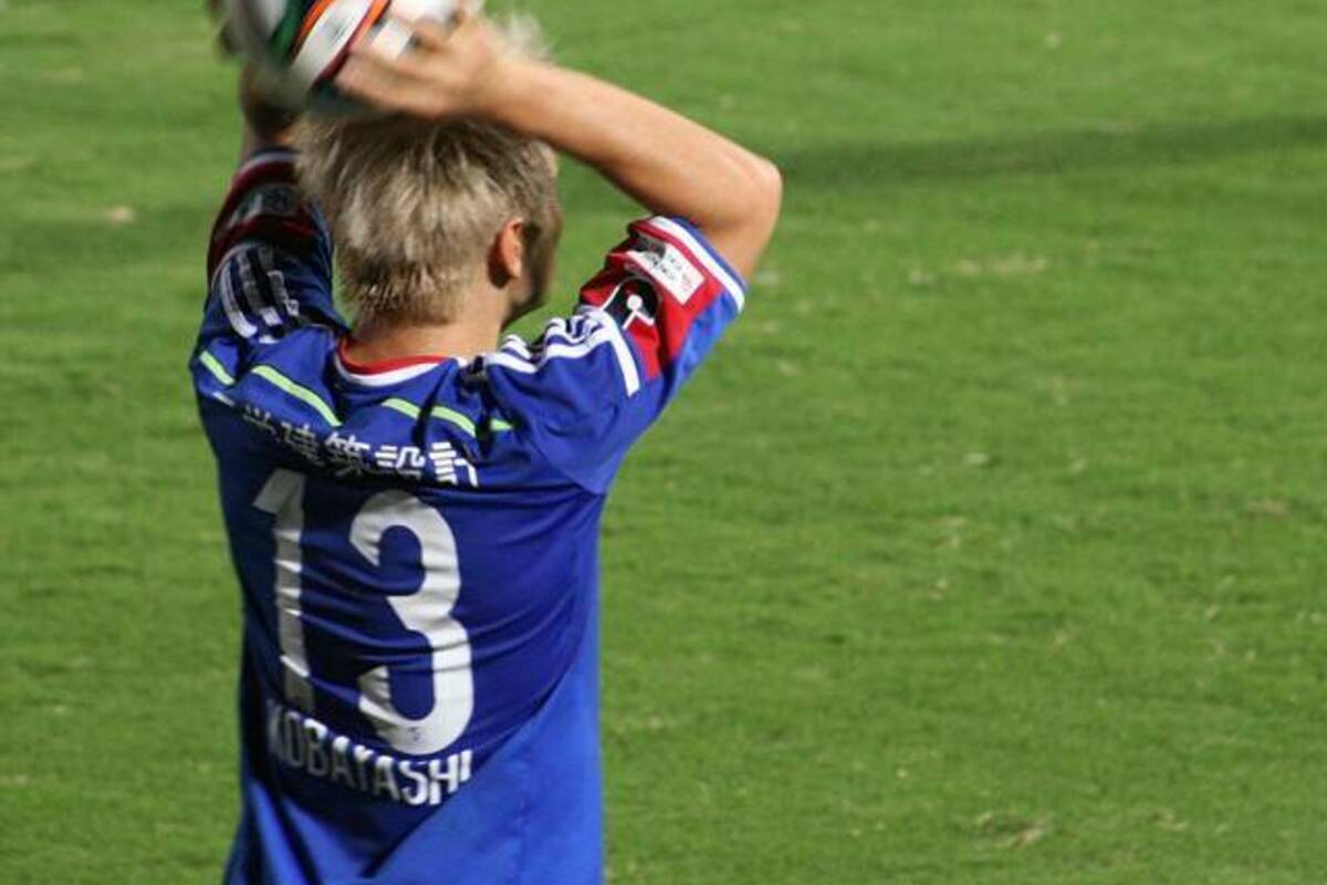 ロングスローの投げ方とコツ!【サッカースローイン】