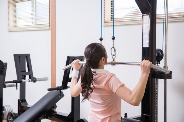 菱形筋の筋トレ方法とは 肩甲骨周りの筋肉の鍛え方とトレーニングメニュー Activel