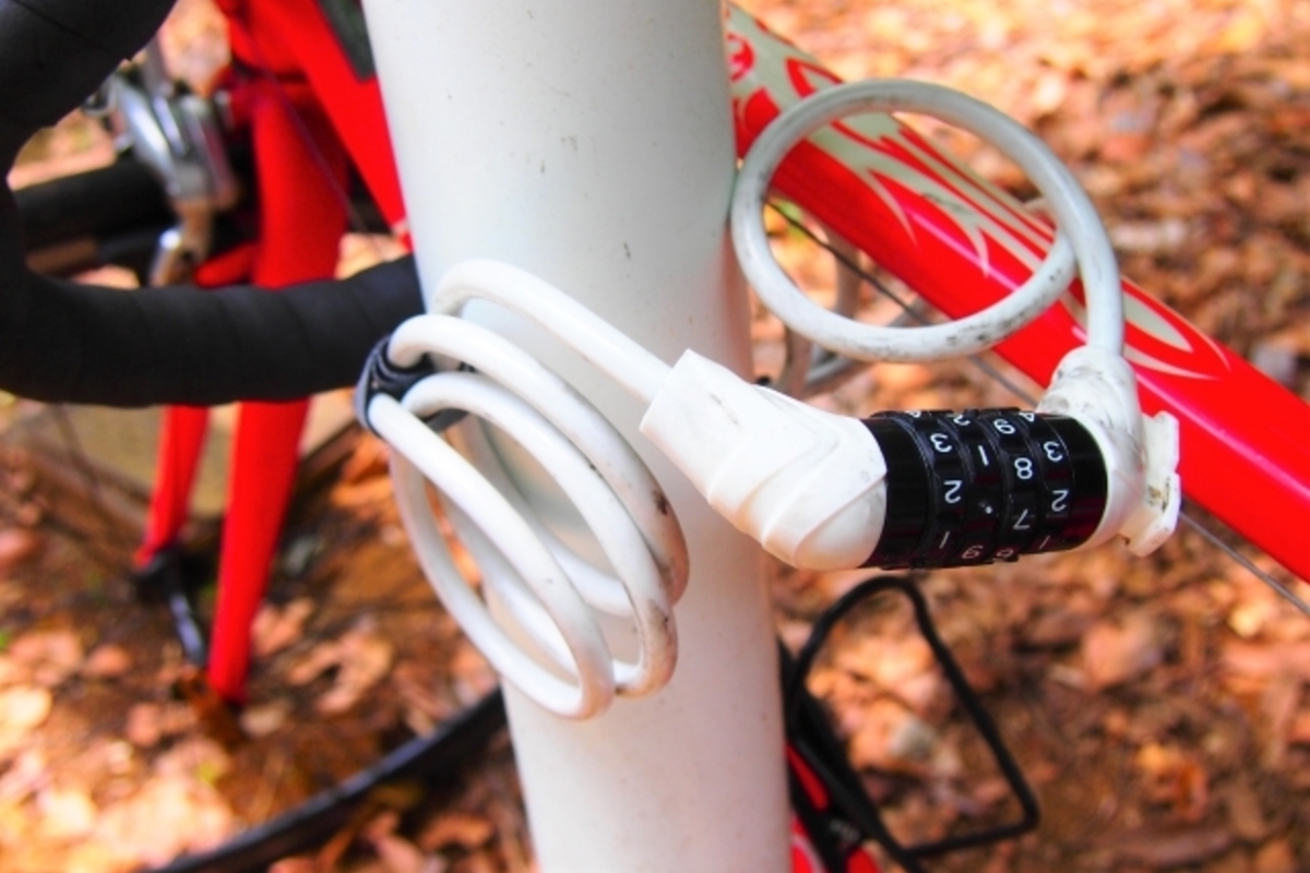 地球ロックのやり方とは?自転車の盗難防止に有効な鍵の掛け方や駐輪場所