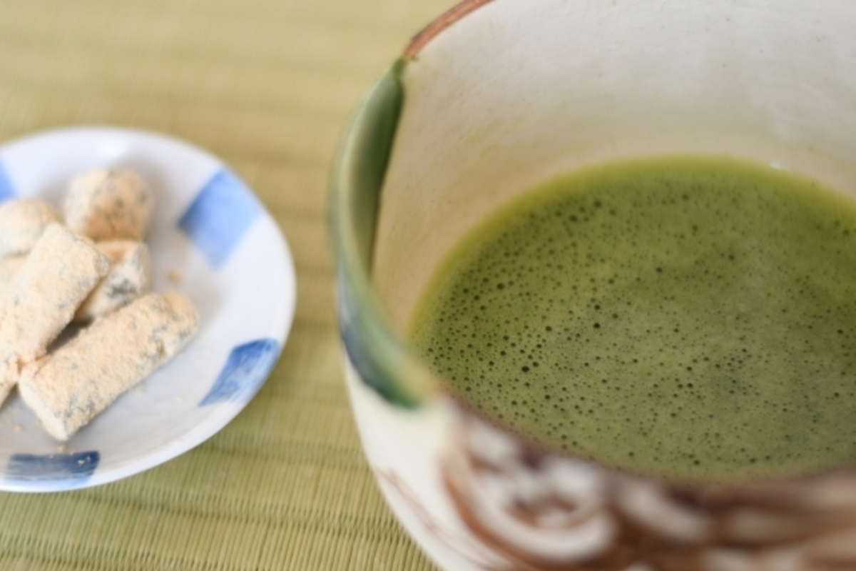 茶道部あるある40選!正座や袱紗に大苦戦?お茶の先生も厳しい?