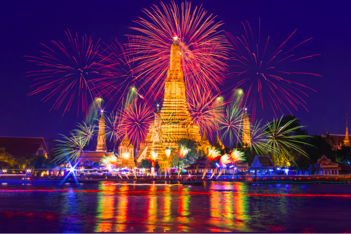 タイの新年のカウントダウン
