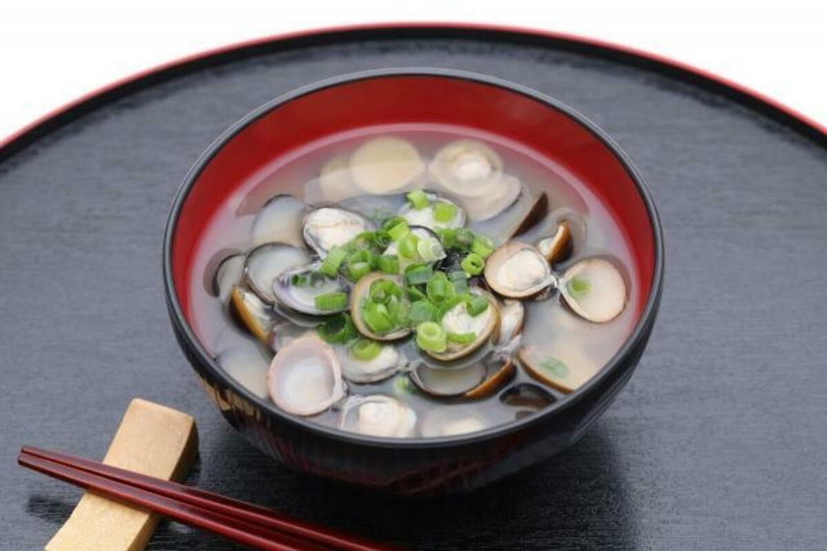 しじみ+たっぷりの長ネギ+ミツバの味噌汁