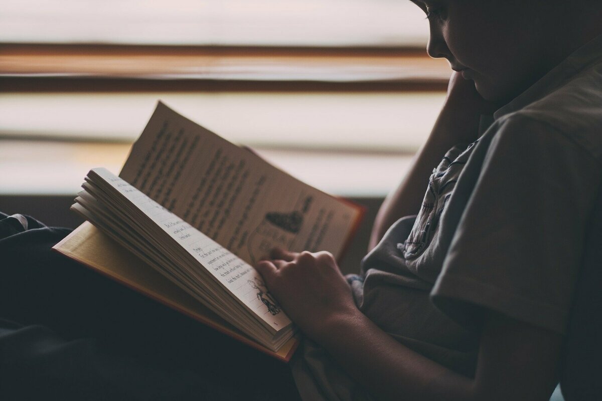 子供のうちに知ってもらうために。自分と異性について学べる性教育の本をご紹介