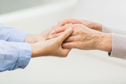 老衰とは？定義や前兆、家族の心構えなどを知っておこう