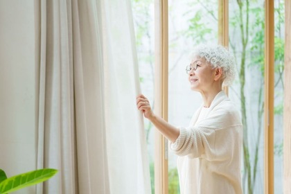 孤独死の原因は？周囲への影響や対策もあわせて紹介