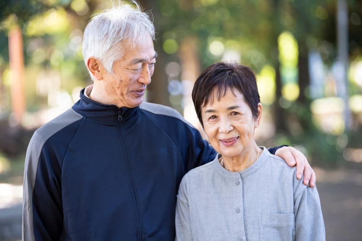 仲が良い熟年夫婦