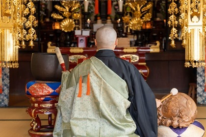 「住職」とは？僧侶やお坊さん、和尚さんとの呼び方の違いやそれぞれの正しい意味を解説