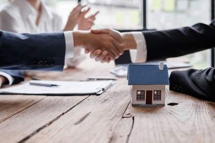 「定年後に家を買う」ってどうなの？メリット・デメリットから住まい選びの注意点を解説