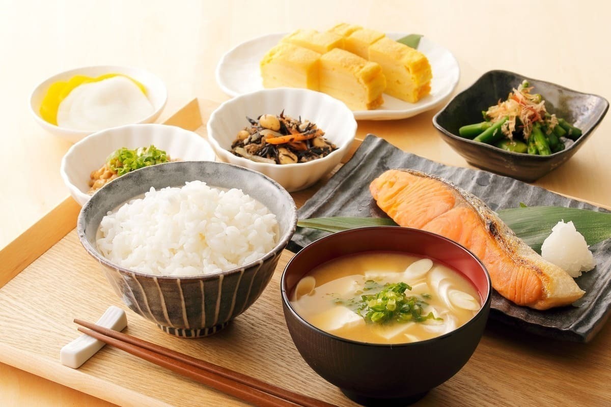 血液がサラサラになる食べ物まとめ。血行不良の原因を踏まえて予防する食習慣とは