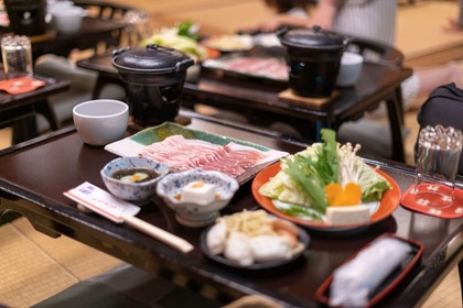 高血圧の人が気をつけるべき外食の注意点｜料理の選び方や食べ方の工夫を紹介