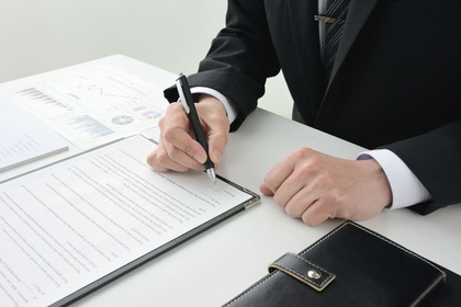 一人暮らしの親族が死亡した時の手続きガイド｜相続人になったらどうすればいいのか知っておこう