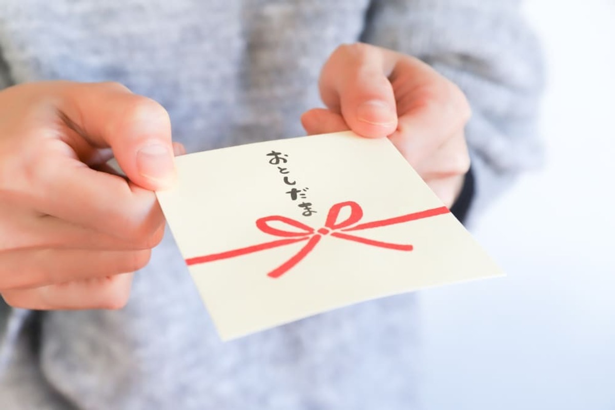 孫へのお年玉の相場は？年齢別に平均金額を紹介