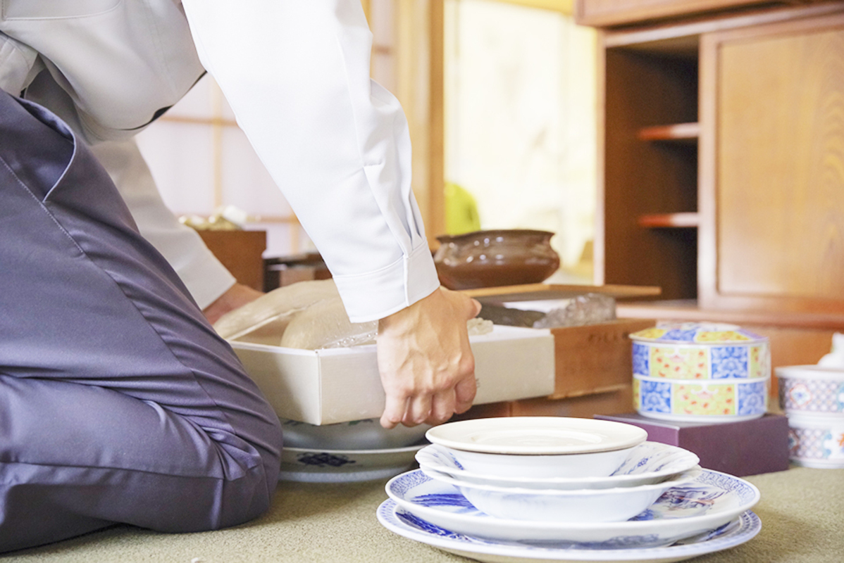 孤独死後の遺品整理のイメージ