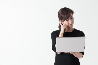 お悔やみメールをいただいた際の返信は？例文とあわせて書き方を紹介