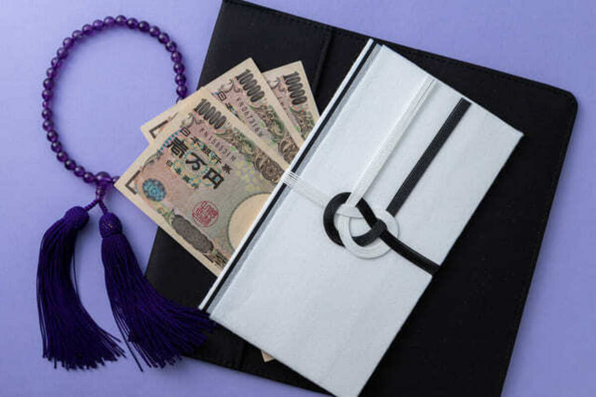 香典袋とお金