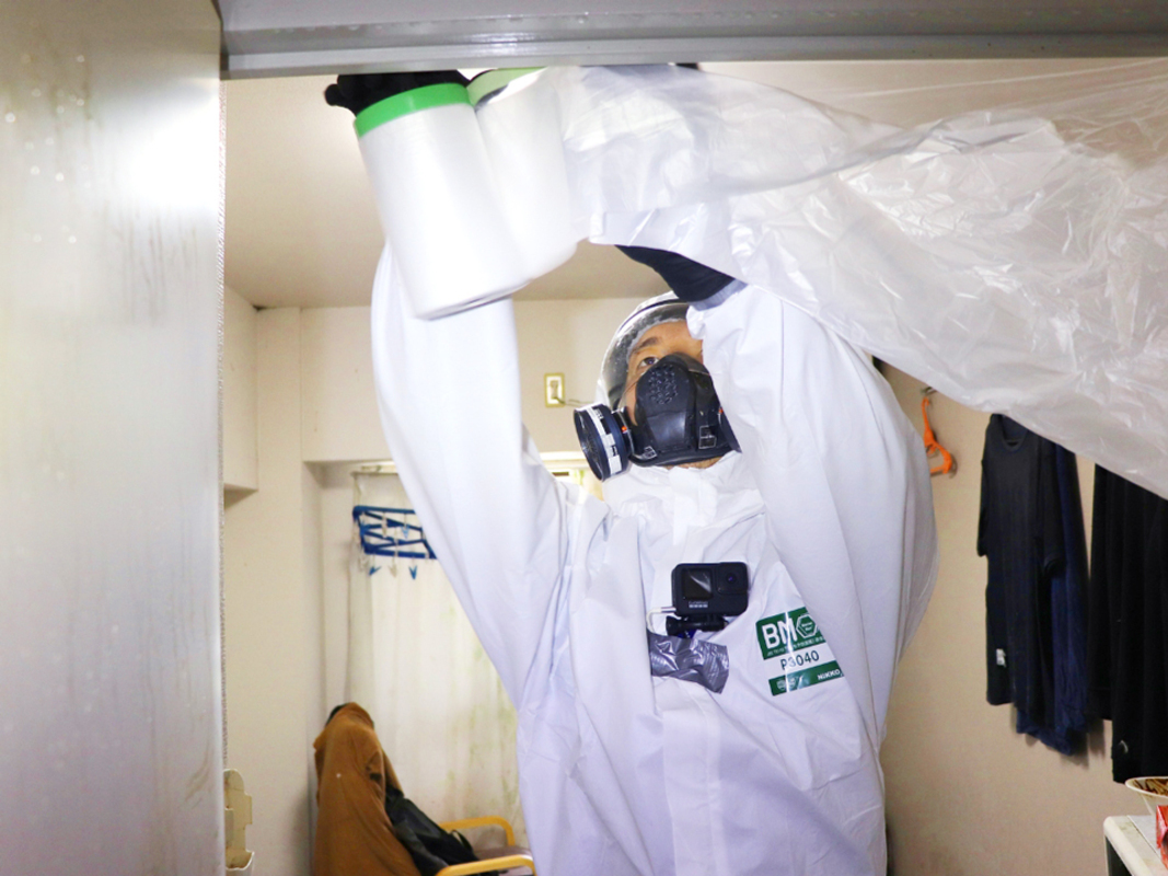 特殊清掃の仕事の資格のイメージ