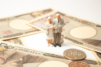 【必見】夫婦二人の老後は5,000万円必要？「必要額の出し方」と不足時の対処・貯め方