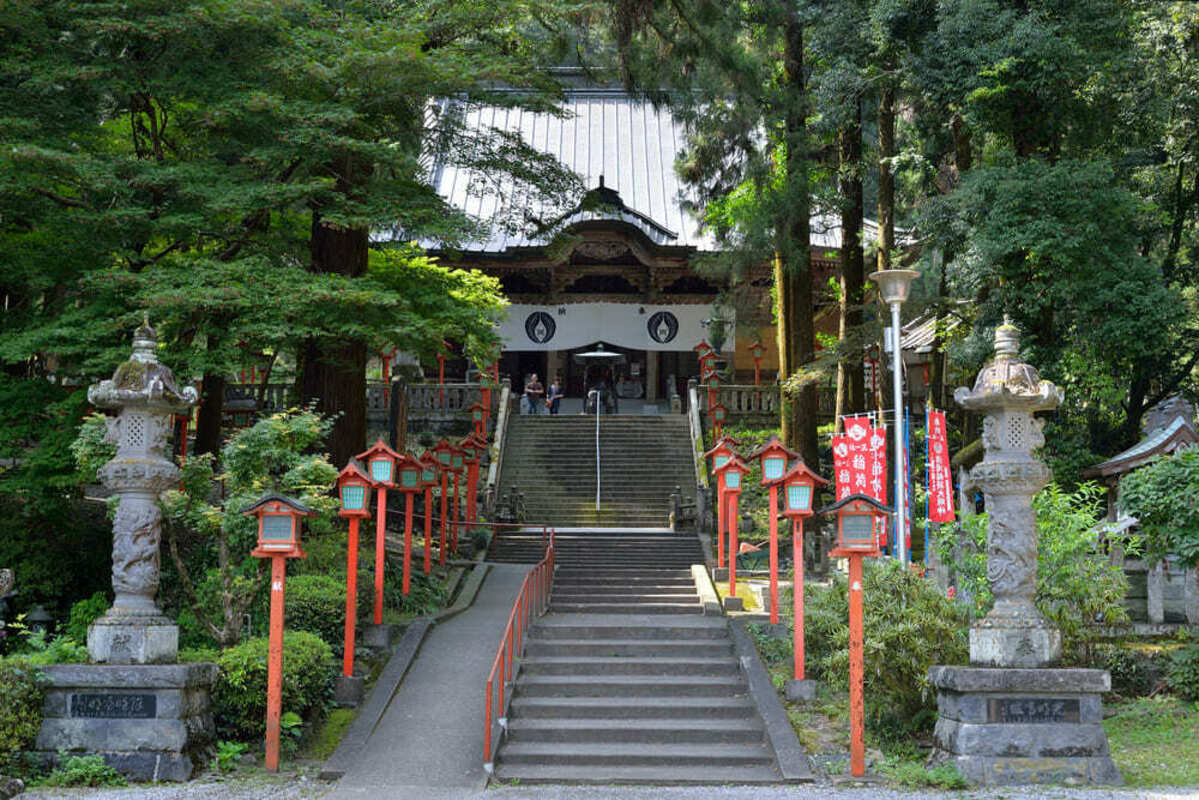 出流山満願寺