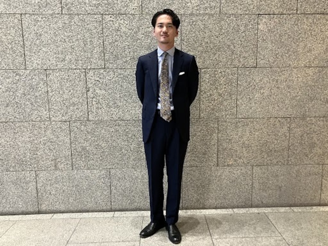 平日ビジネススタイル】コーディネート3選 | 読む、鎌倉シャツ