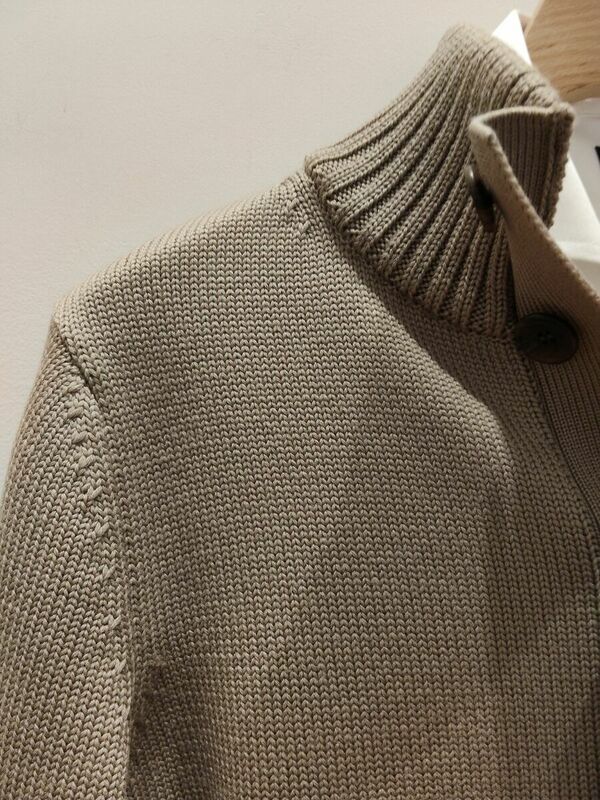 ウールカーディガンアップ