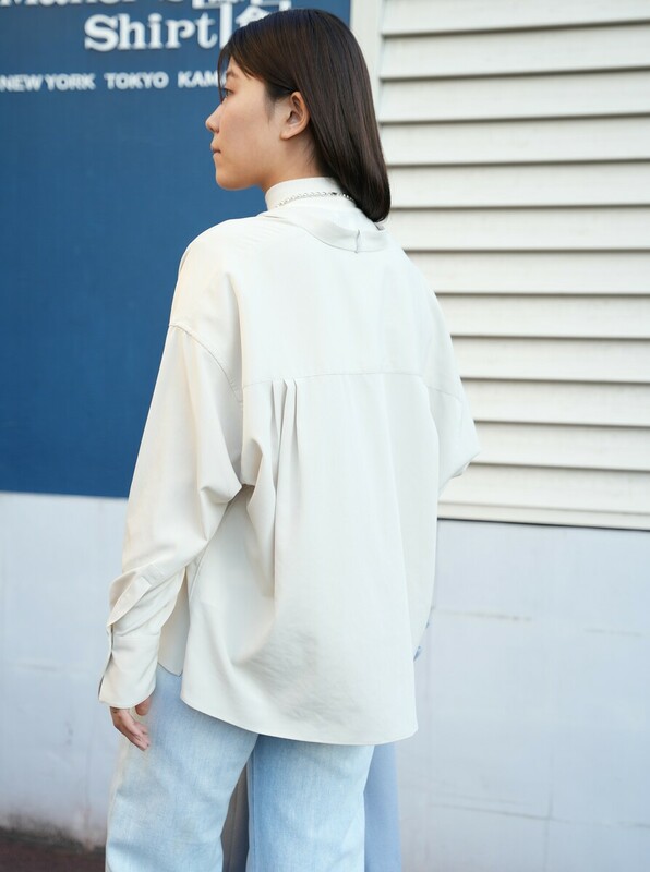 ジレコートｘブラウス