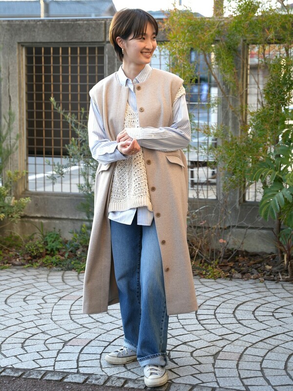 ベージュジレコート × フリーサイズシャツ