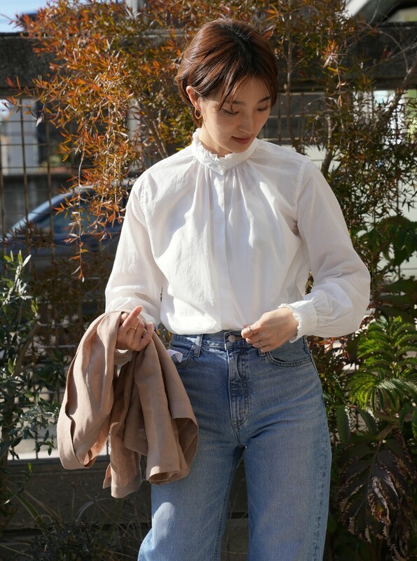 フリルブラウス × ブルーデニム③