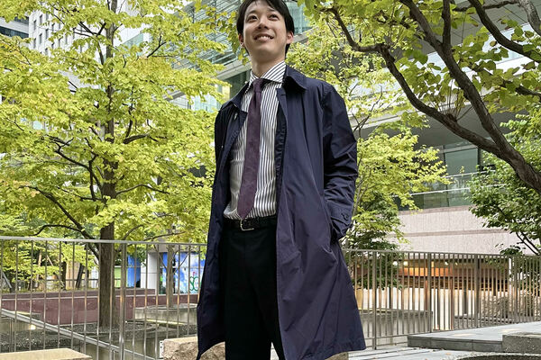 小さく畳んで持ち運びOK！【撥水パッカブルコート】 | 読む、鎌倉シャツ